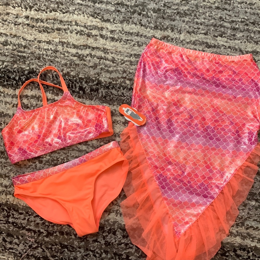 NWT! Girls sz 10/12 plus mermaid swimsuit by wonder nation! In orange and pink